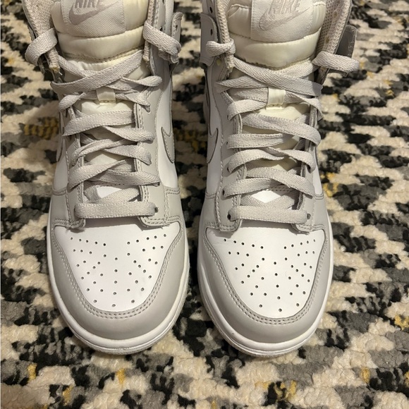 Nike High-Top Sneakers in White and Gray - Picture 1 of 5